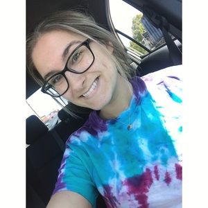 Meet your Posher, Mihkayla